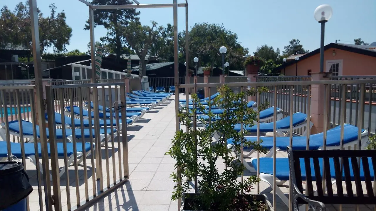 Hotel La Pineta Albenga Prázdninový areál